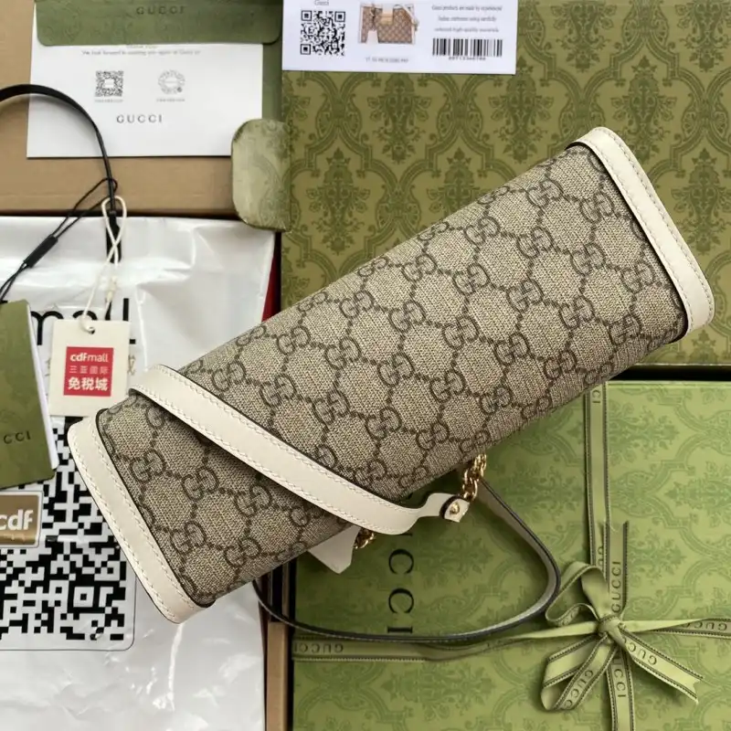 G*u*i s bags 2108ya0084