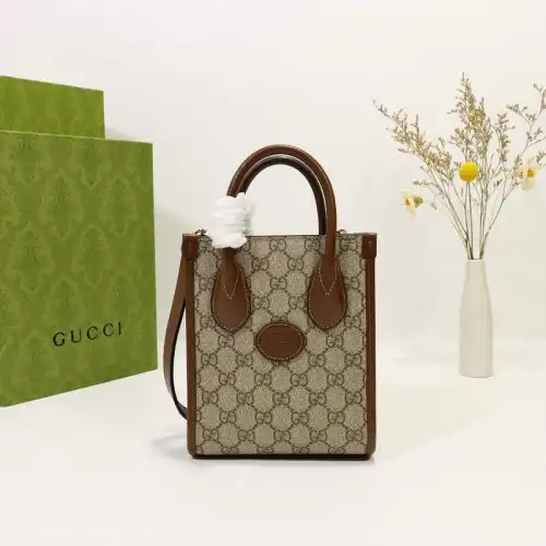 G*u*i bags 2109dj0022