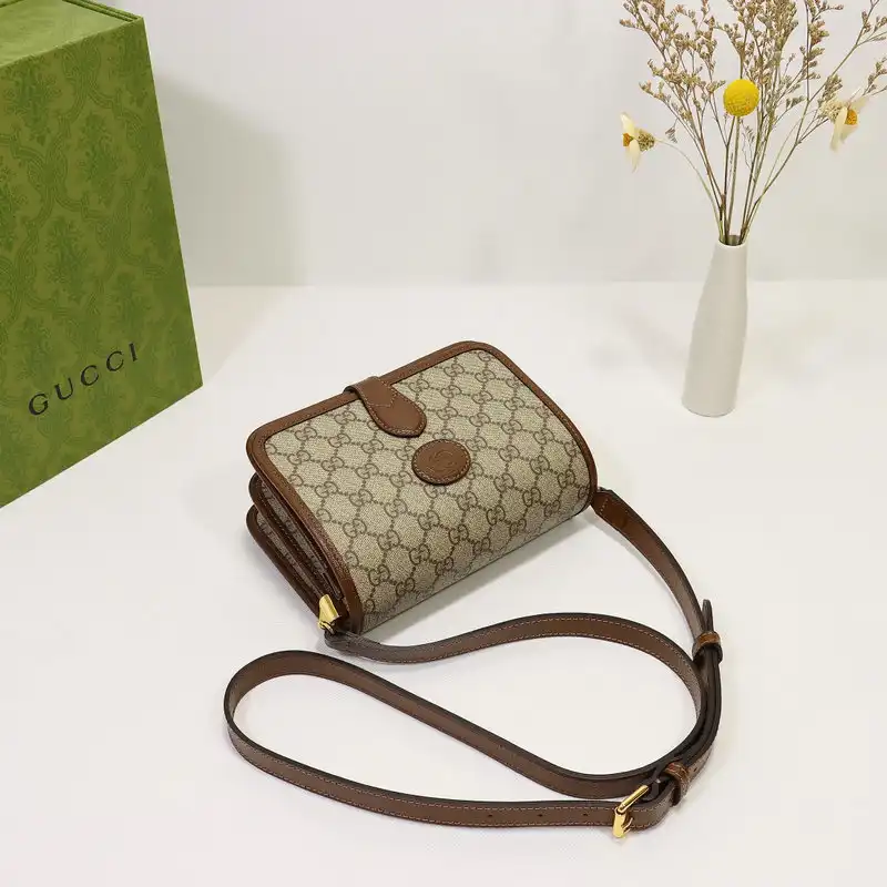 G*u*i bags 2109dj0023