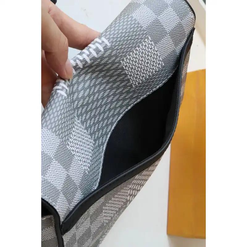 LV Bags 2109DJ0033