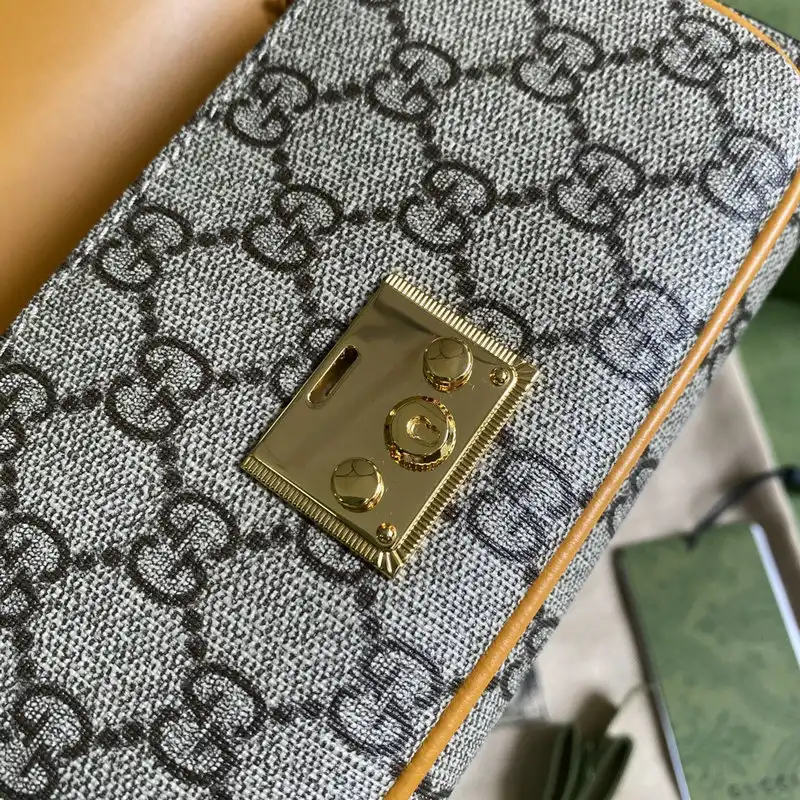 G*u*i bag 2109ya0080