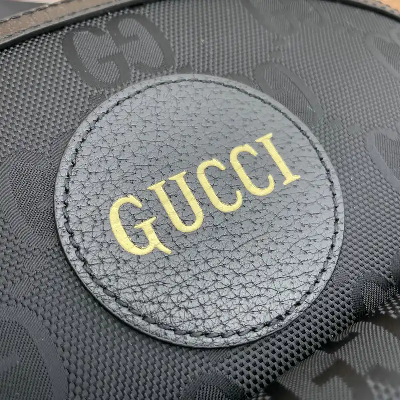 G*u*i bag 2109ya0204