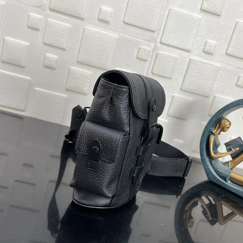 LV Bag 2110HT0003