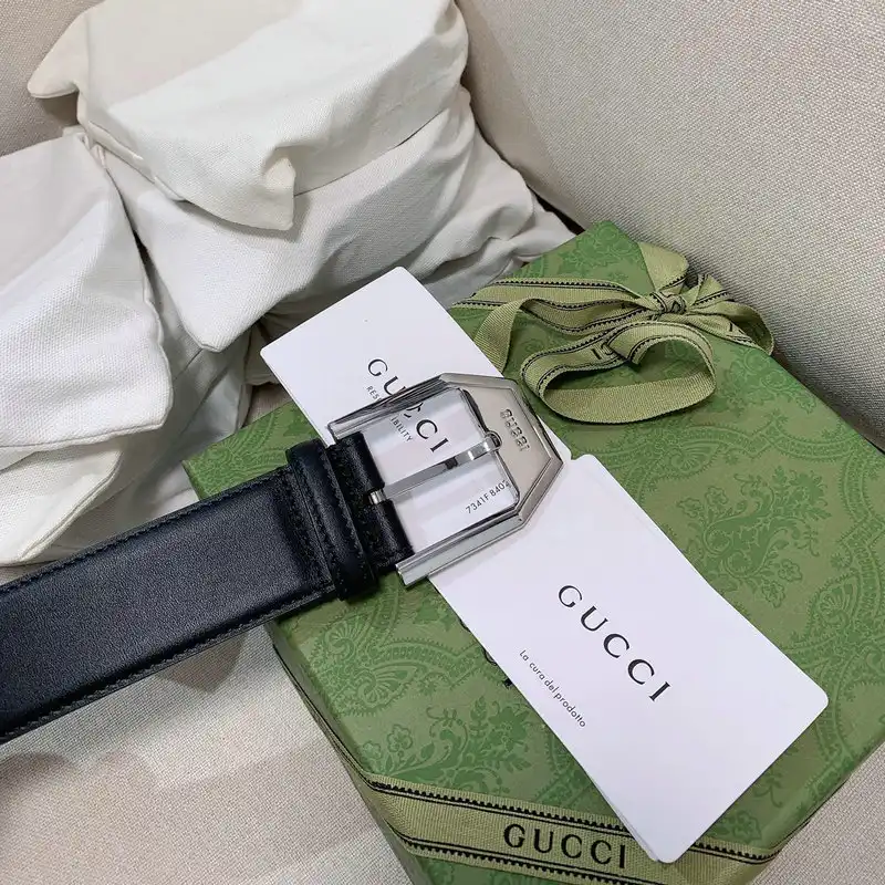 G*u*i belts 2110xf0002