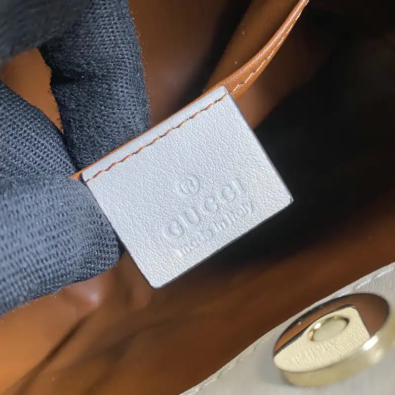 G*u*i bags 2110ya0058