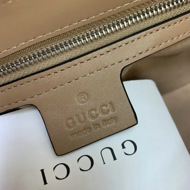 G*u*i bags 2110ya0128