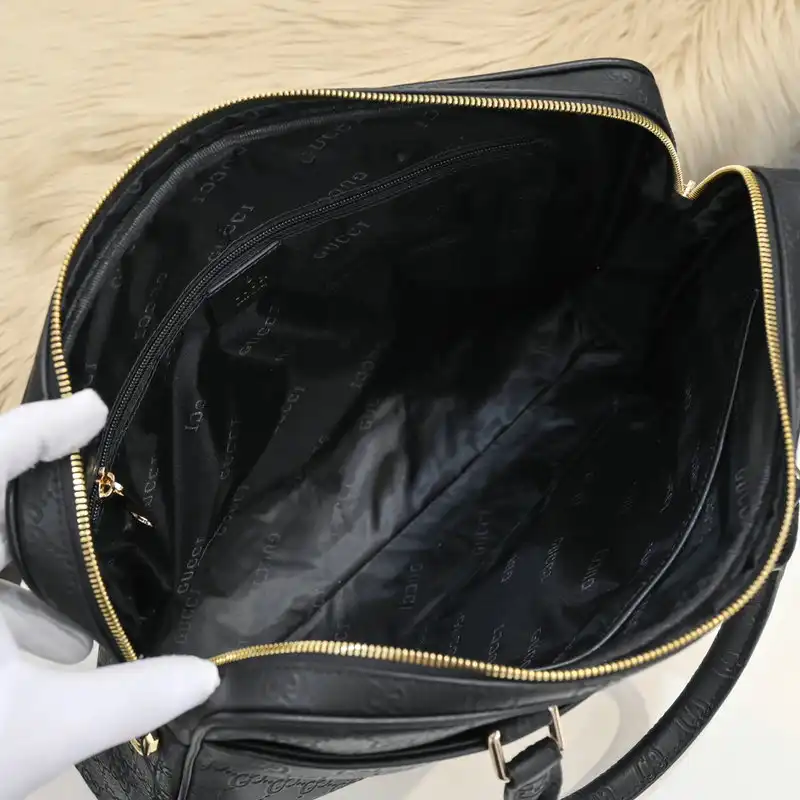 G*u*i s bags 2110yz0011