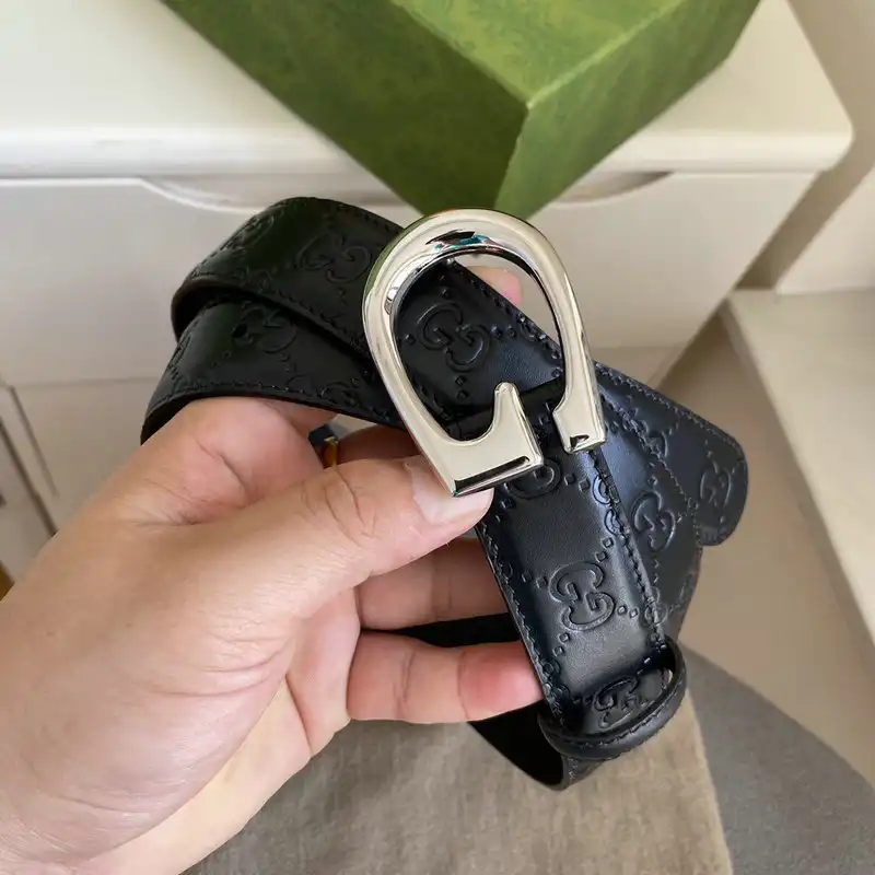 G*u*i belts 2111xa0024