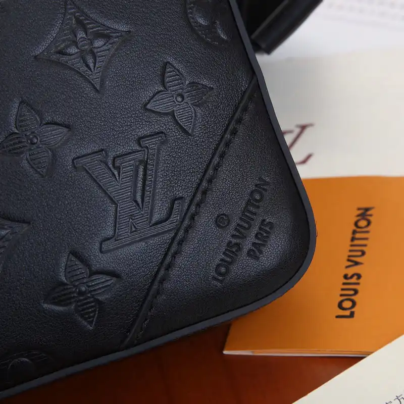 LV Bags 2111YA0001