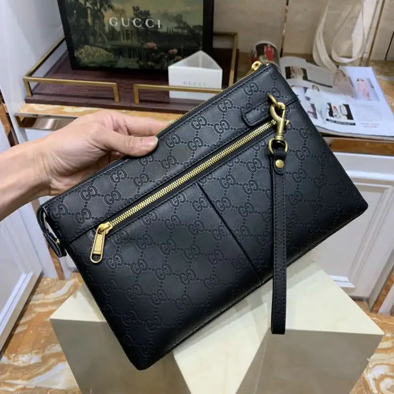 G*u*i bags 2111yz0004