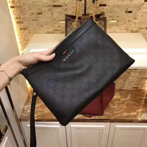 G*u*i bags 2111yz0008