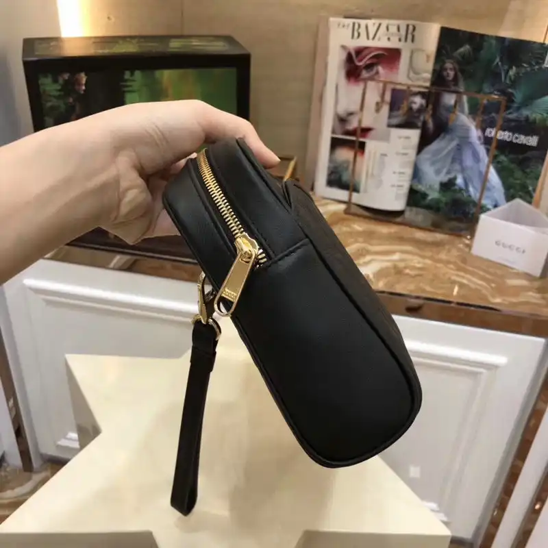 G*u*i bags 2111yz0009