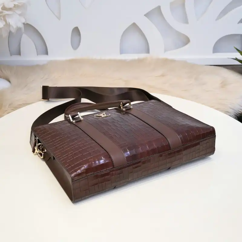 LV Bags 2111YZ0060