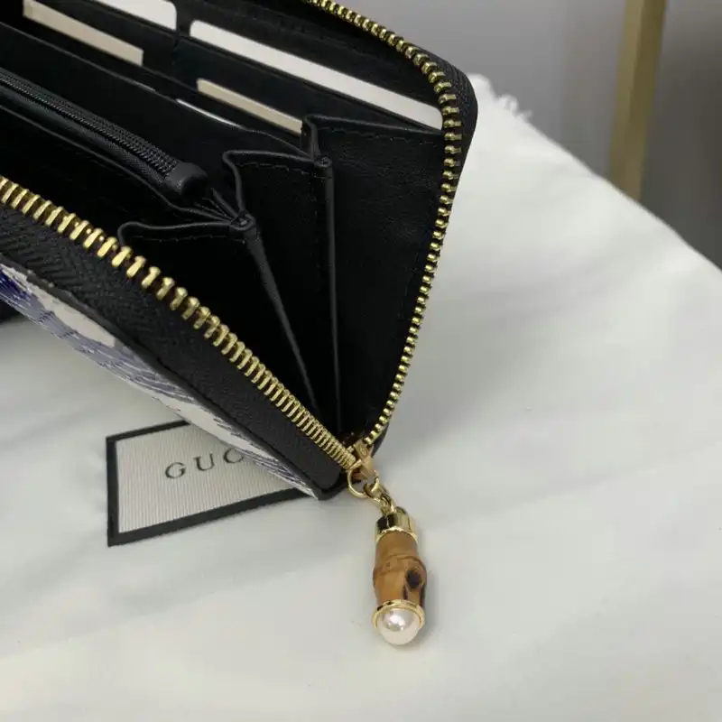 G*u*i bags 2112dj0073