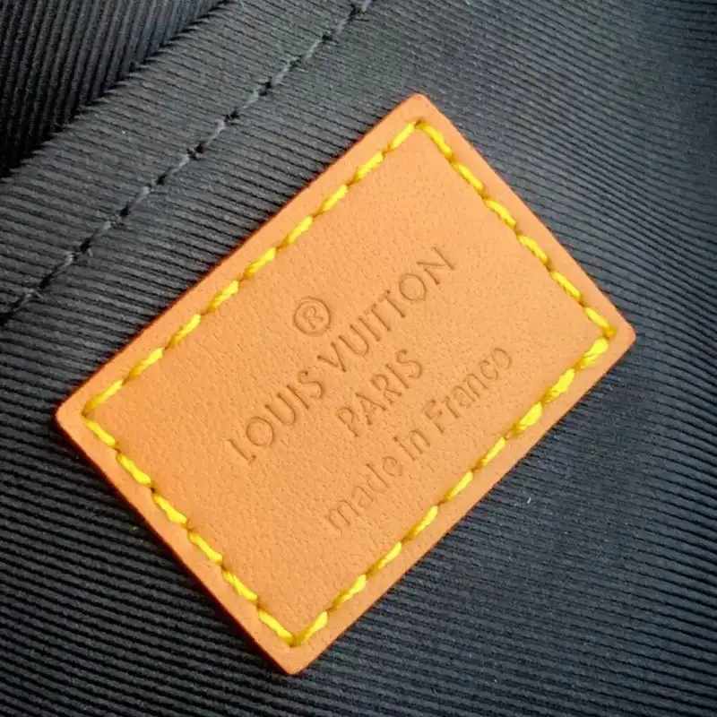 LV Bag 2112FY0039