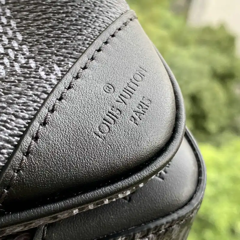 LV Bag 2112FY0041