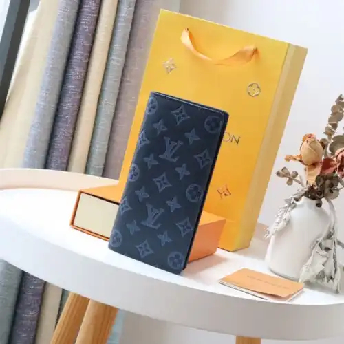 LV Bag 2112HT0015
