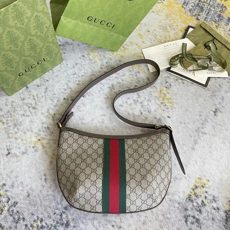 G*u*i bag 2112ht0017