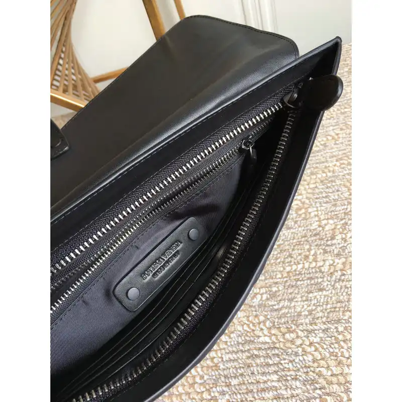 bo*te*ga Ve*ne*ta bag 2112sf0096