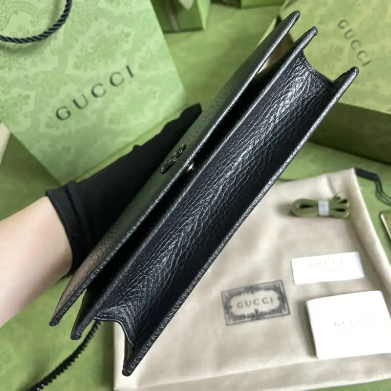 G*u*i bag 2112ya0003