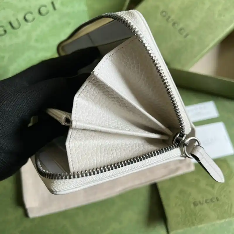G*u*i bag 2112ya0004
