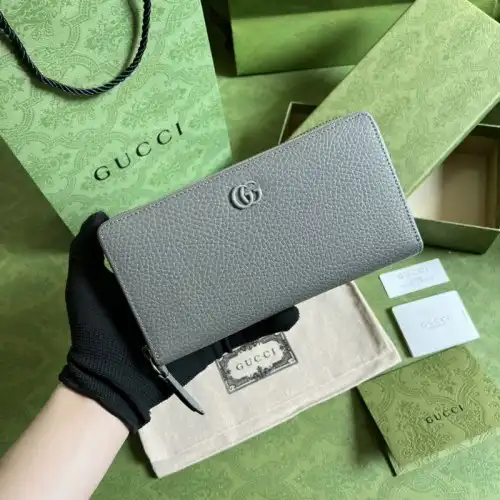 G*u*i bag 2112ya0005