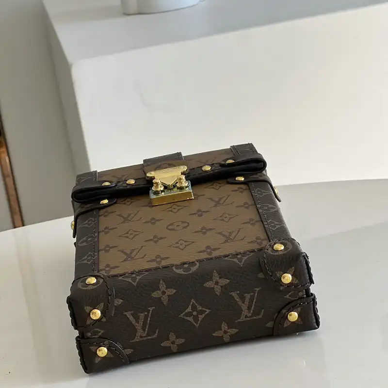 G*u*i bag 2112ya0044