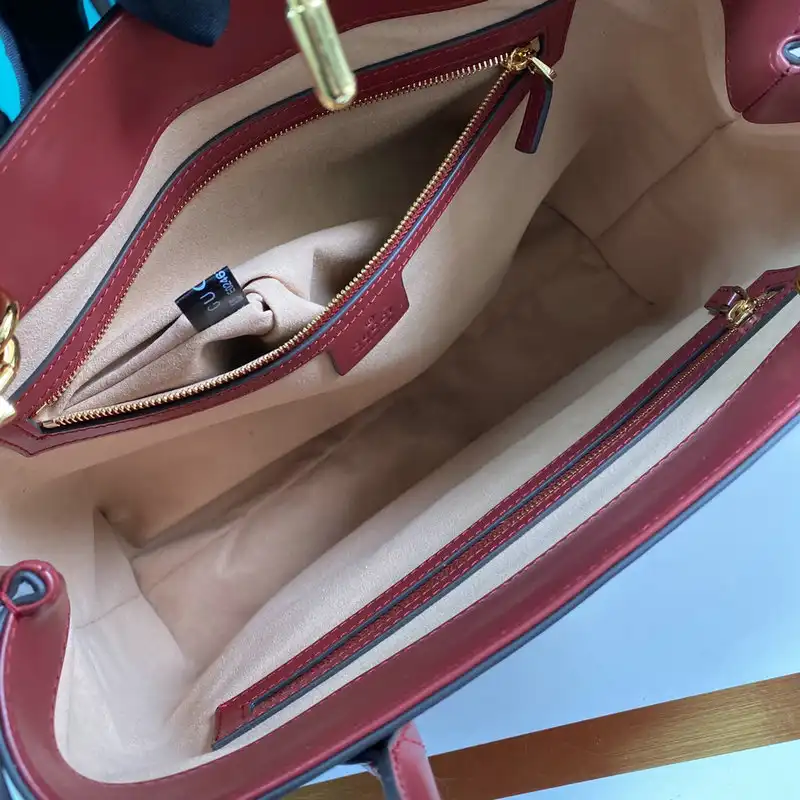 G*u*i bag 2112ya0054