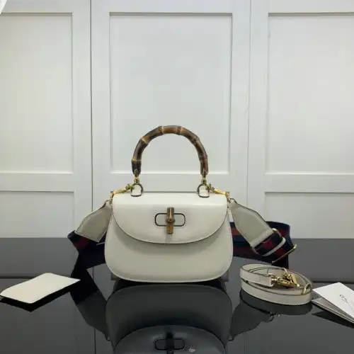 G*u*i bag 2112ya0058