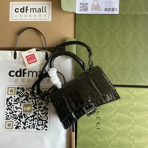 G*u*i bag 2112ya0070