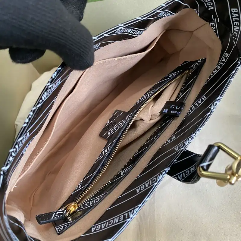 G*u*i bag 2112ya0072