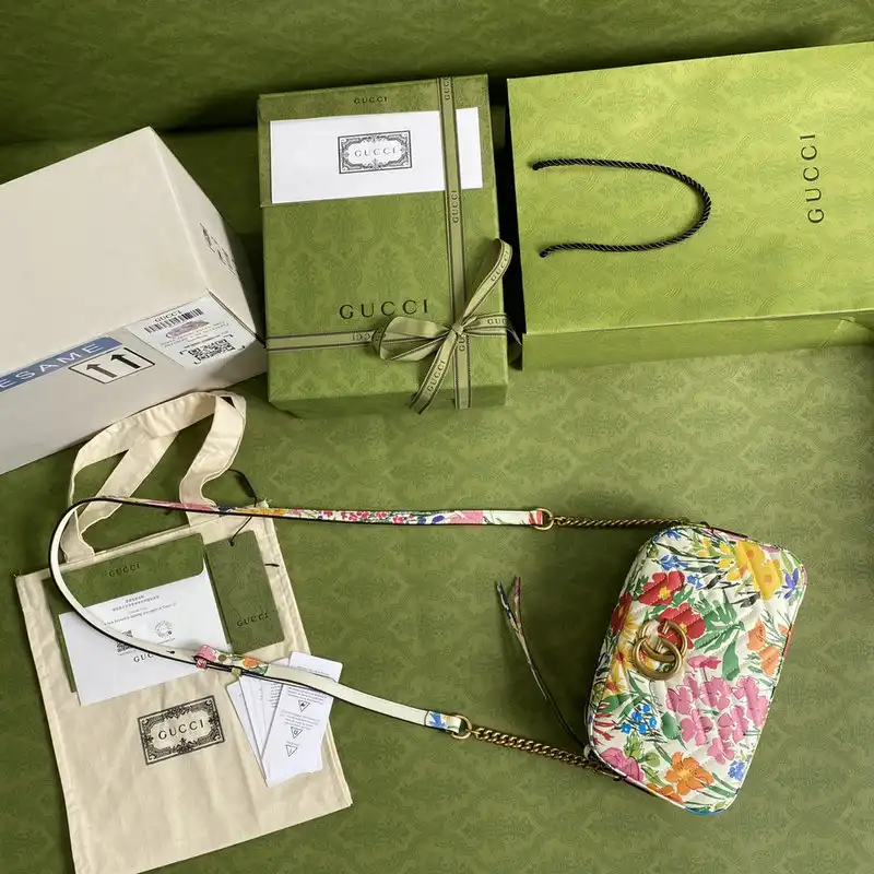 G*u*i bag 2112ya0078