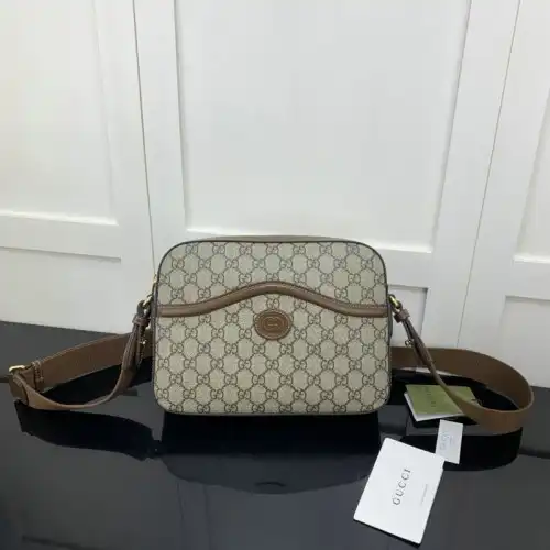 G*u*i bag 2112ya0092