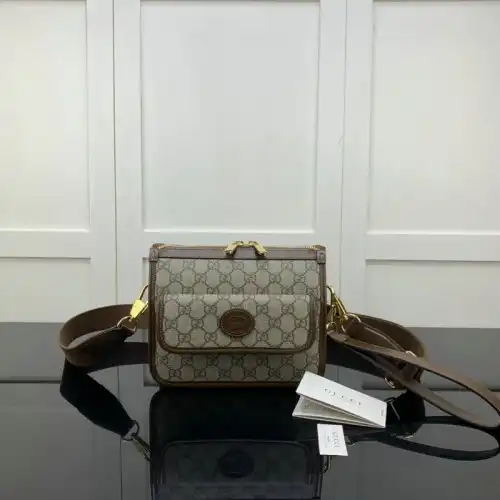 G*u*i bag 2112ya0093