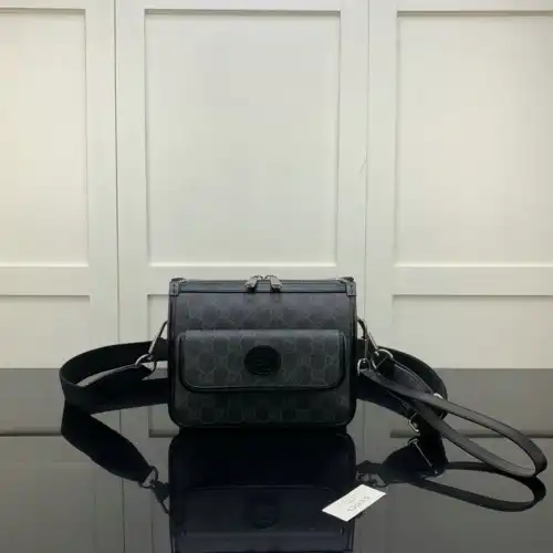 G*u*i bag 2112ya0094