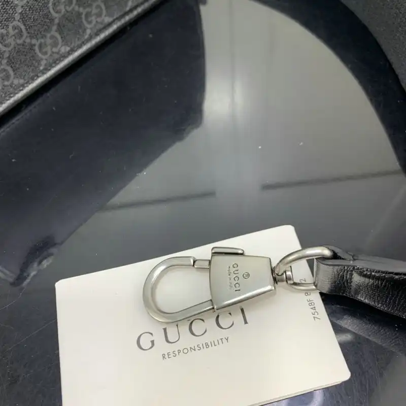 G*u*i bag 2112ya0094