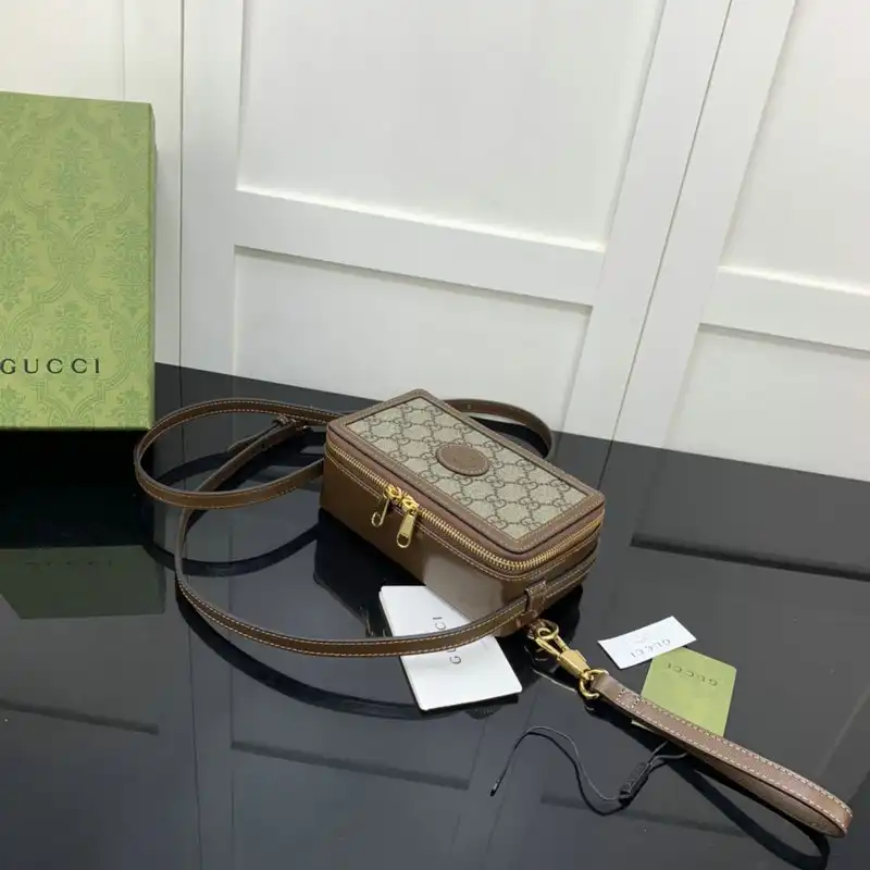 G*u*i bag 2112ya0095
