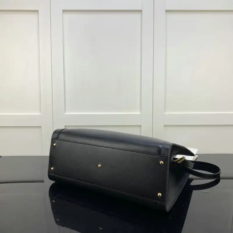 G*u*i bag 2112ya0102
