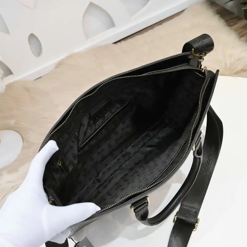 G*u*i bag 2112yz0080