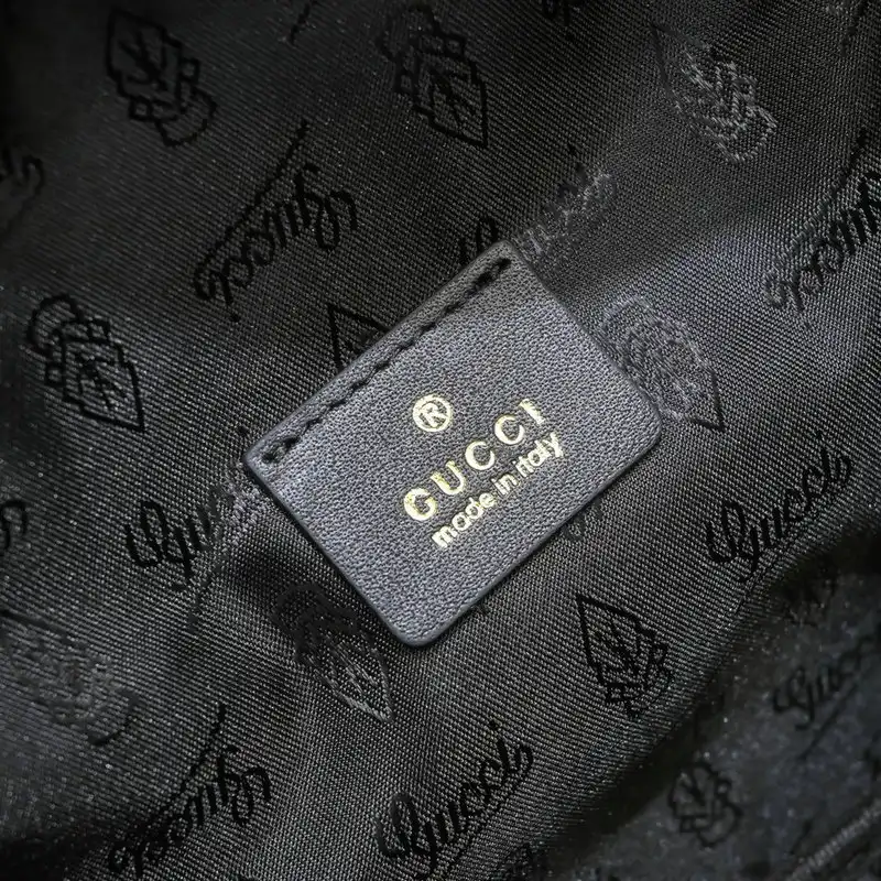 G*u*i bag 2112yz0135