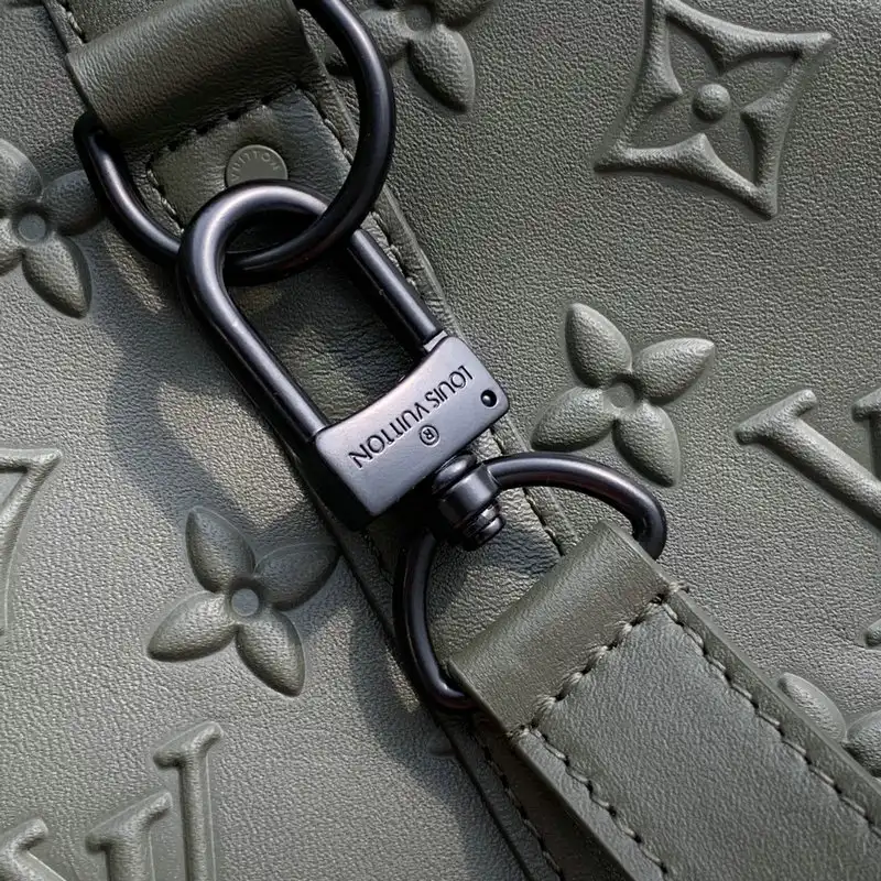 LV Bag 2112YZ0142