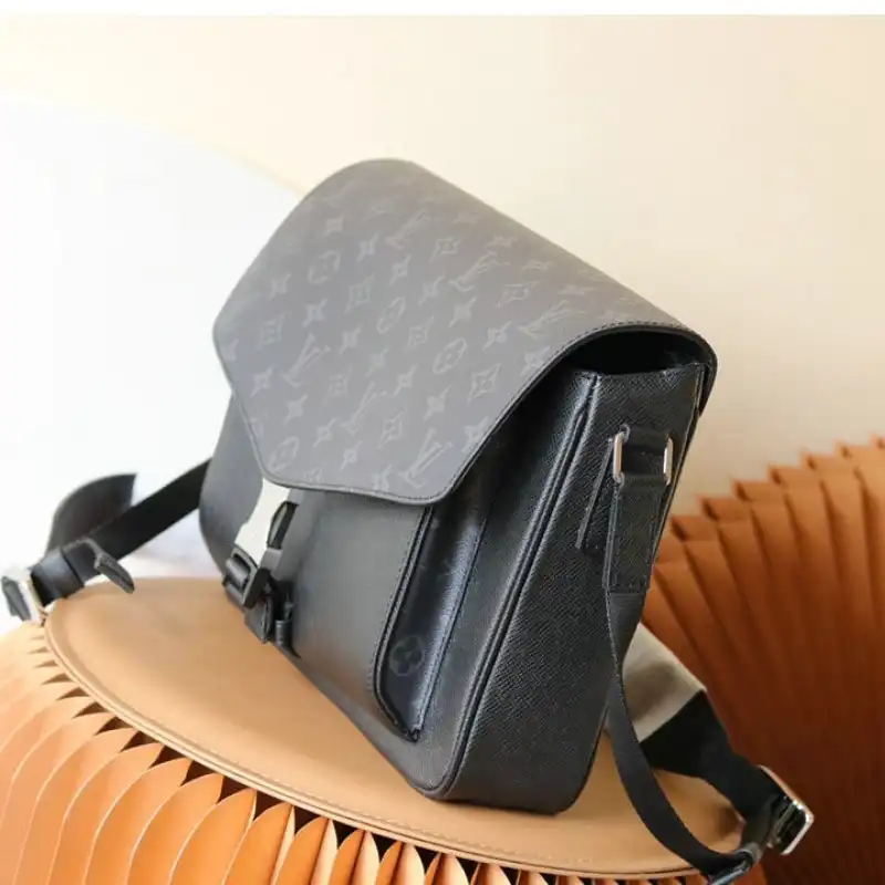 LV Bag 2112YZ0161
