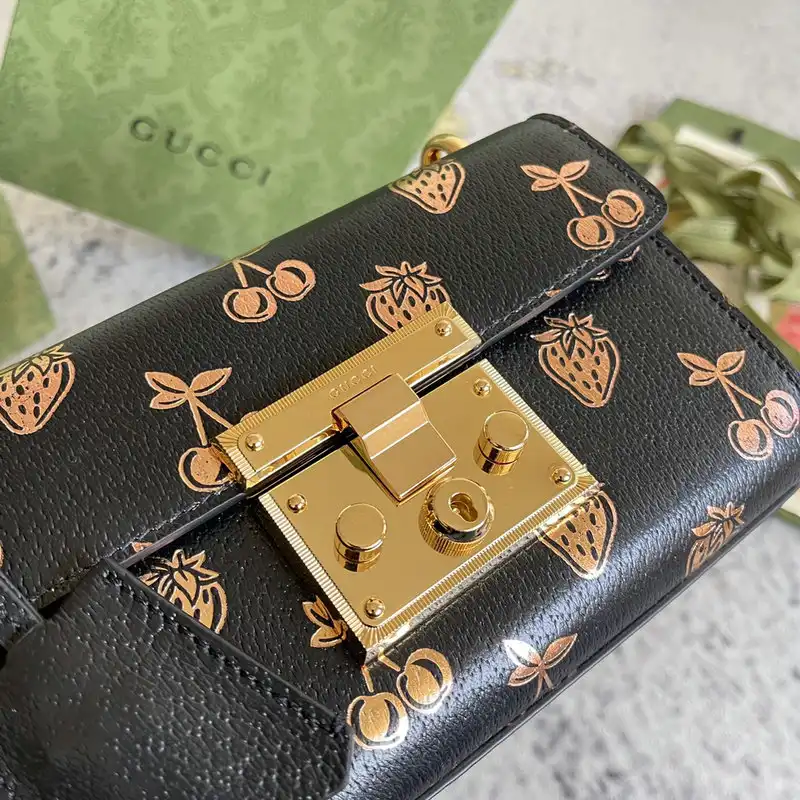 G*u*i bag 2201dj0019