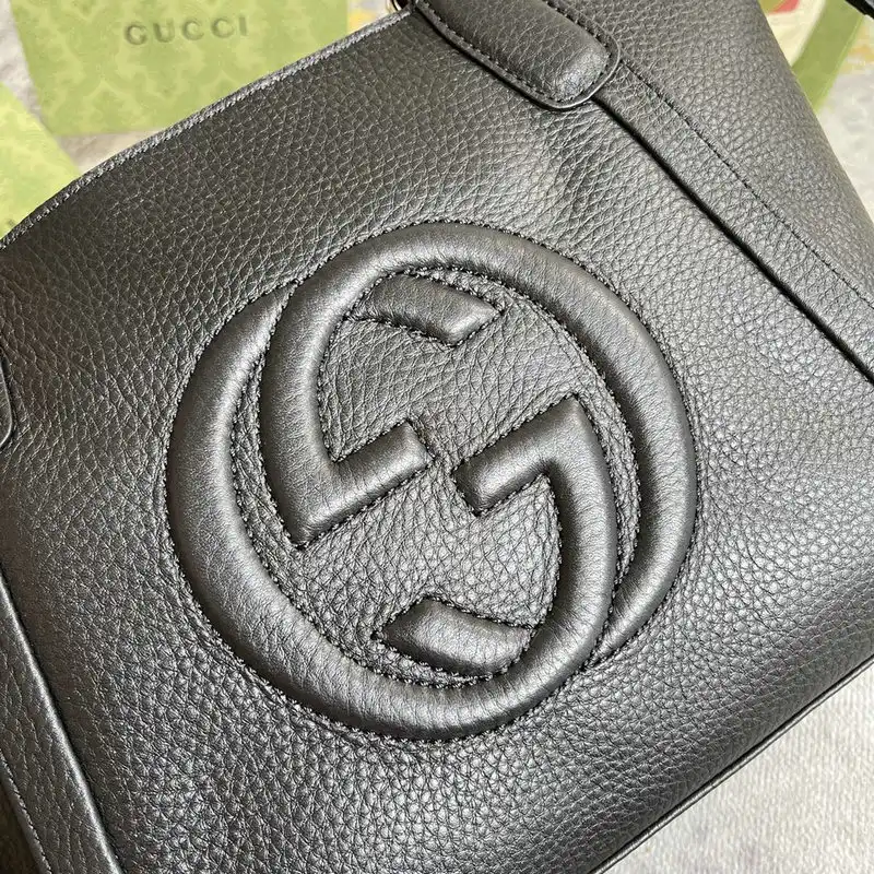 G*u*i bag 2201dj0020