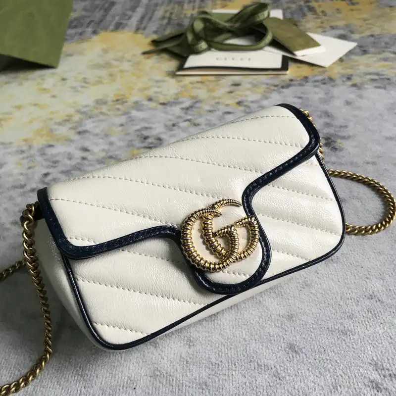 G*u*i bag 2201dj0027