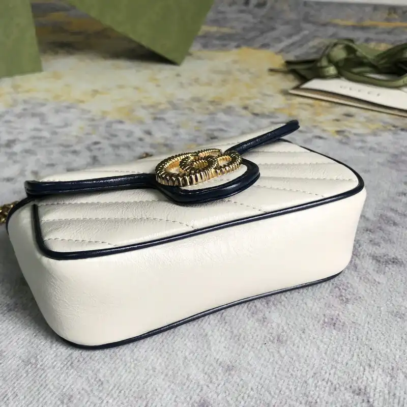 G*u*i bag 2201dj0027