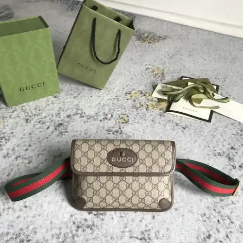 G*u*i bag 2201dj0036