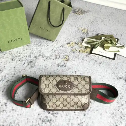 G*u*i bag 2201dj0037