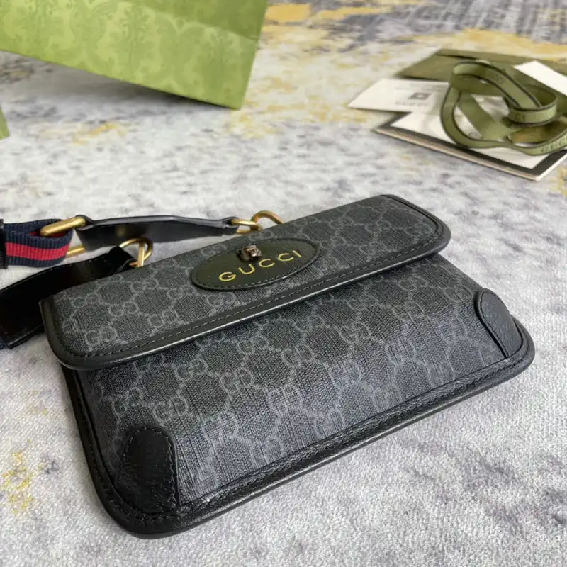 G*u*i bag 2201dj0038