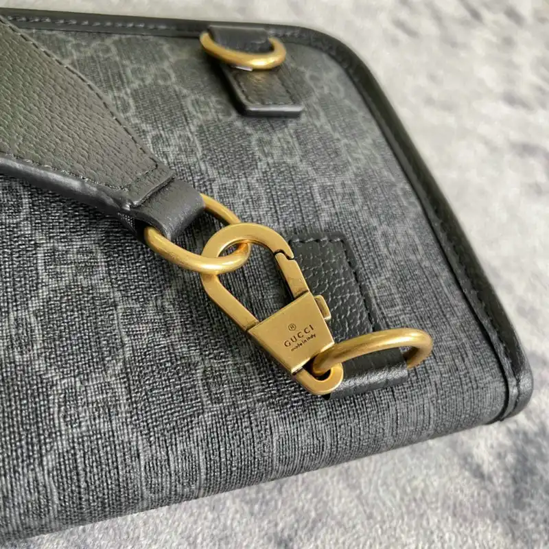 G*u*i bag 2201dj0038